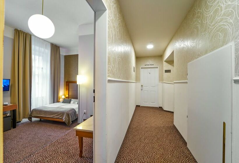 Standard Yhden Hengen Huone, Metropolitan Old Town Hotel   Czech Leading Hotels