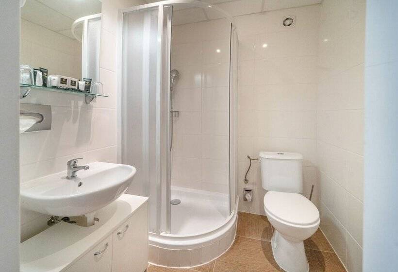 Standard Kolmen Hengen Huone, Metropolitan Old Town Hotel   Czech Leading Hotels