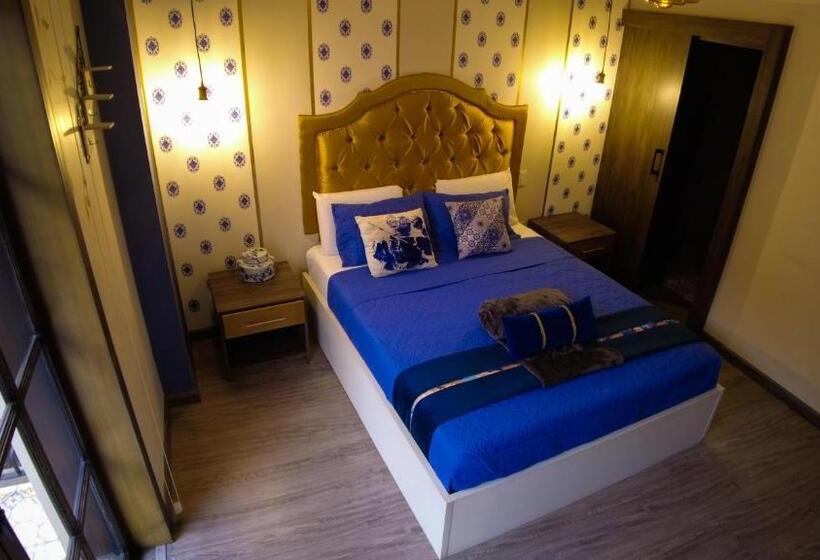 Номер Deluxe с Балконом, Ronda Hotel Boutique By Chat Noir
