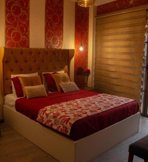 Номер Deluxe с Балконом, Ronda Hotel Boutique By Chat Noir