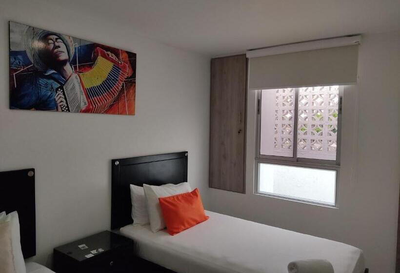 Standart Oda, Escala