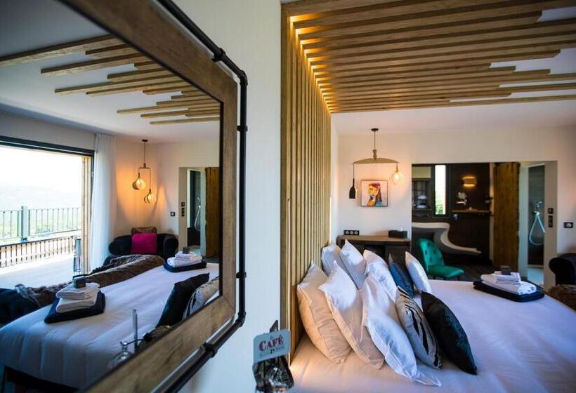 Люкс с гидромассажем, La Cabane De L Hôtel Le Tourisme