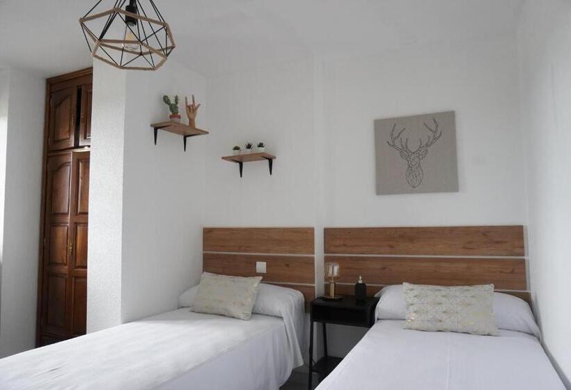 Номер Стандарт, Hostal La Biela 43