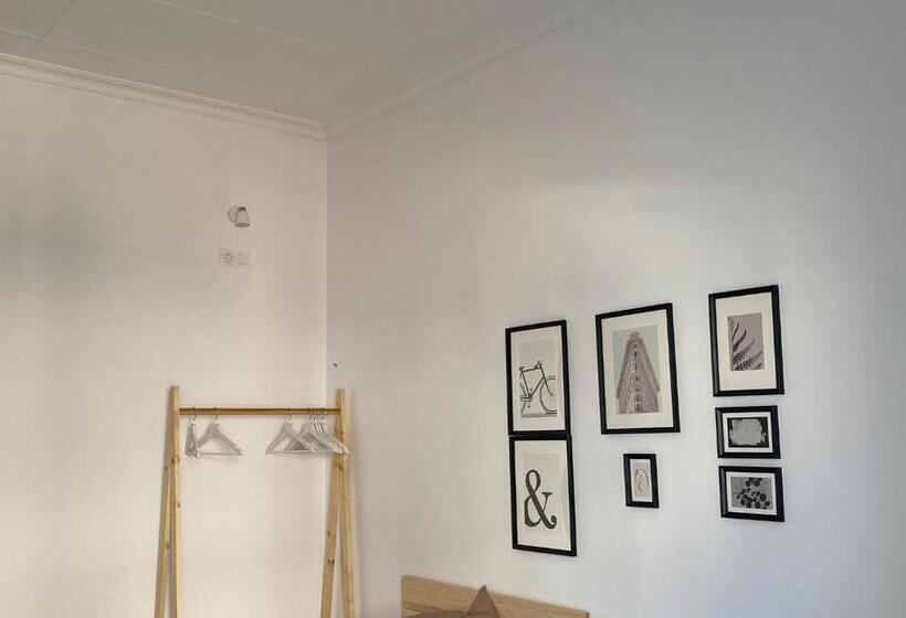 Номер Стандарт с Террасой, Jerez Hostel