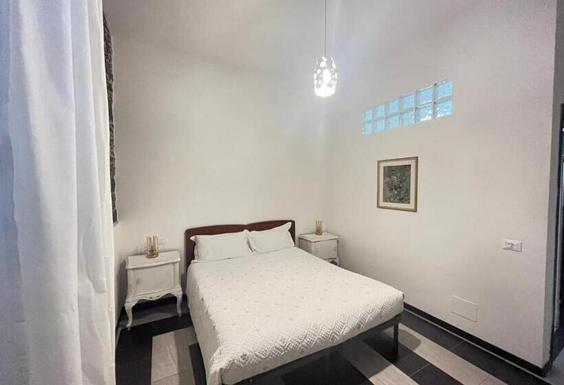 اتاق استاندارد, Trainspot Accommodation