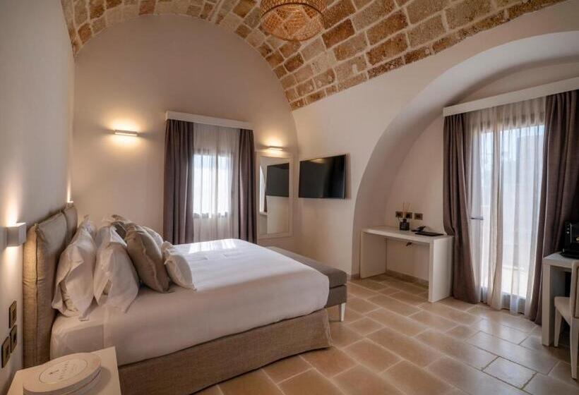Suite with Terrace, Masseria Corsano