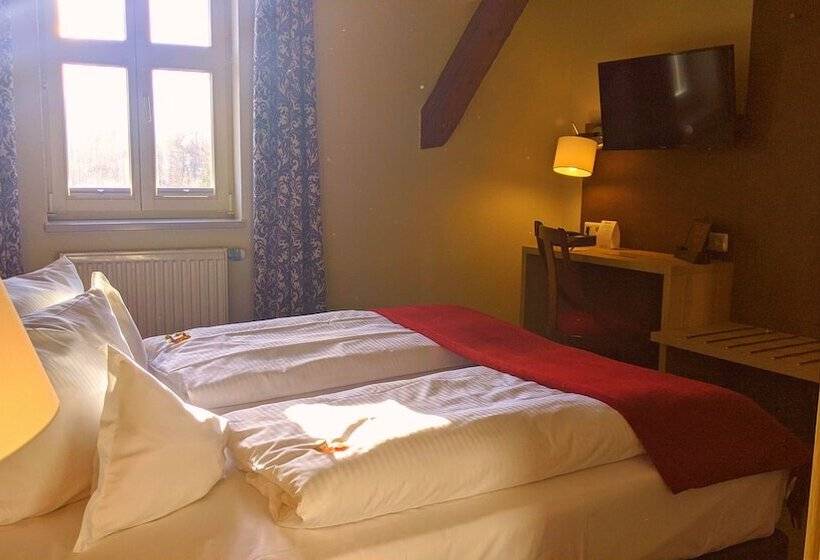 Номер Классика Двуспальная Кровать, Best Western Hotel Schlossmühle Quedlinburg