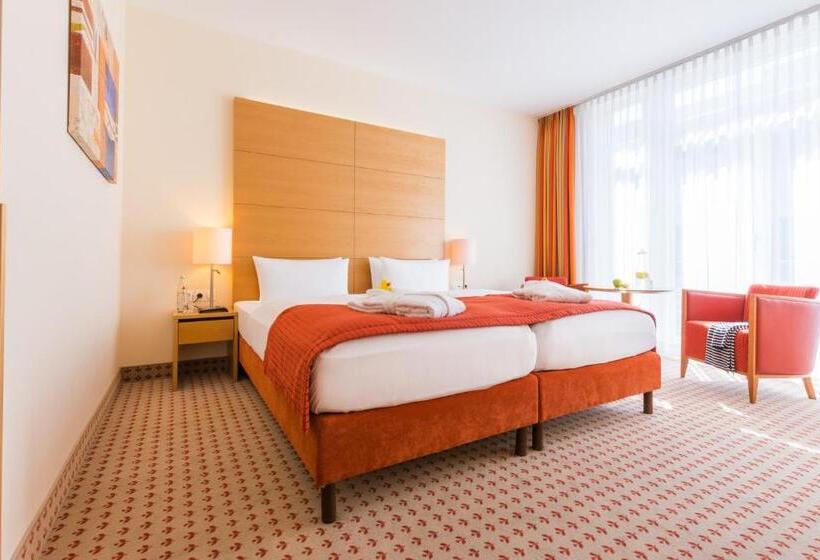 Номер Комфорт Индивидуальный, Park Hotel Hübner