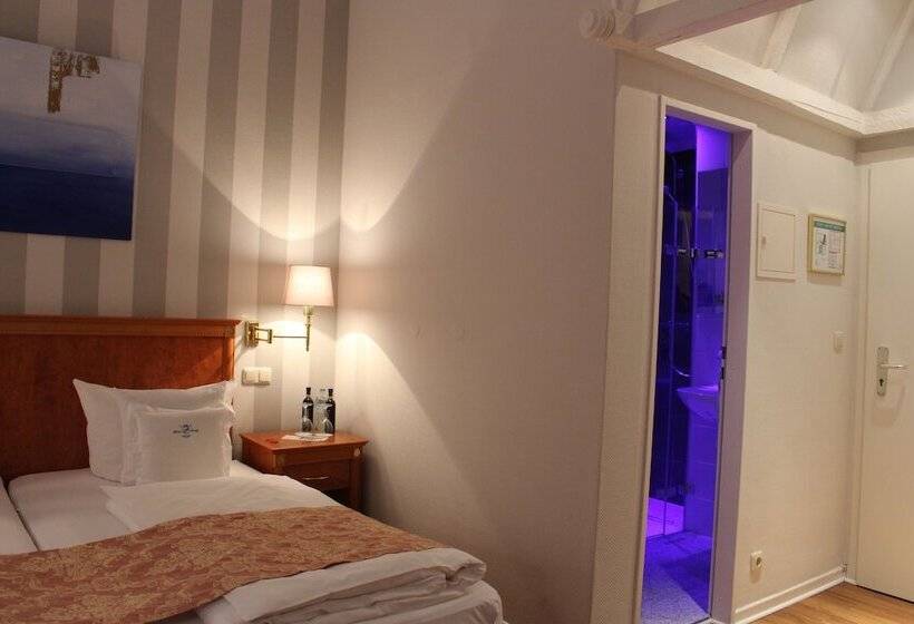 Номер Стандарт, Savoy Hannover