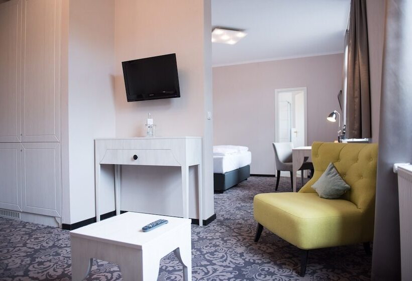 Апартаменты 1 Спальня, Parkhotel Schillerhain