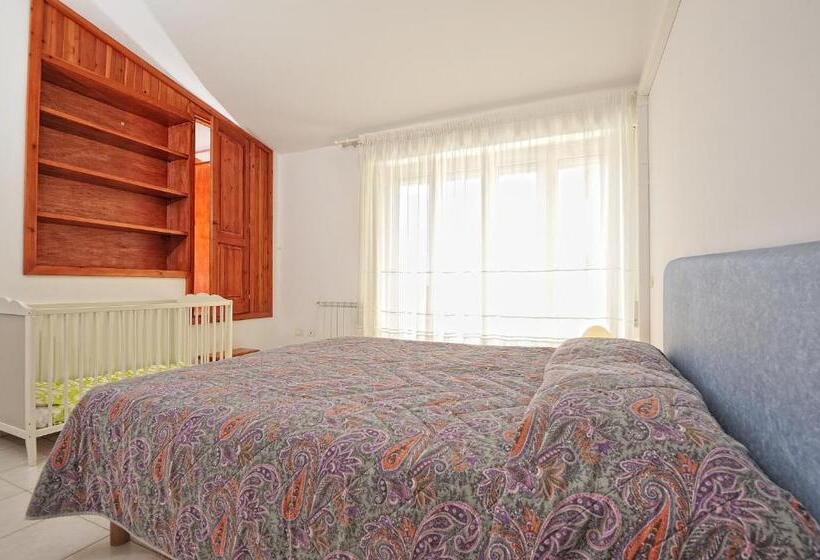 Апартаменты 3 Спальни, Arbatax Le Terrazze Sul Mare