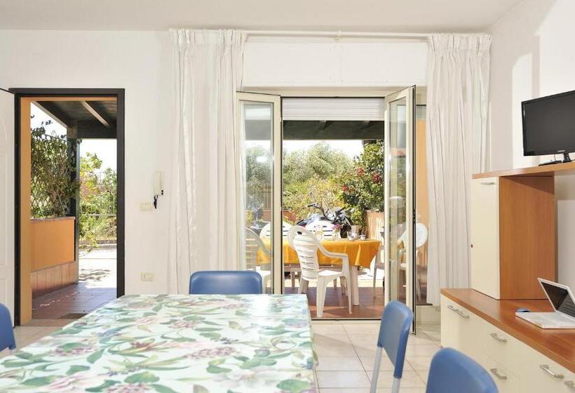 Апартаменты 3 Спальни, Arbatax Le Terrazze Sul Mare