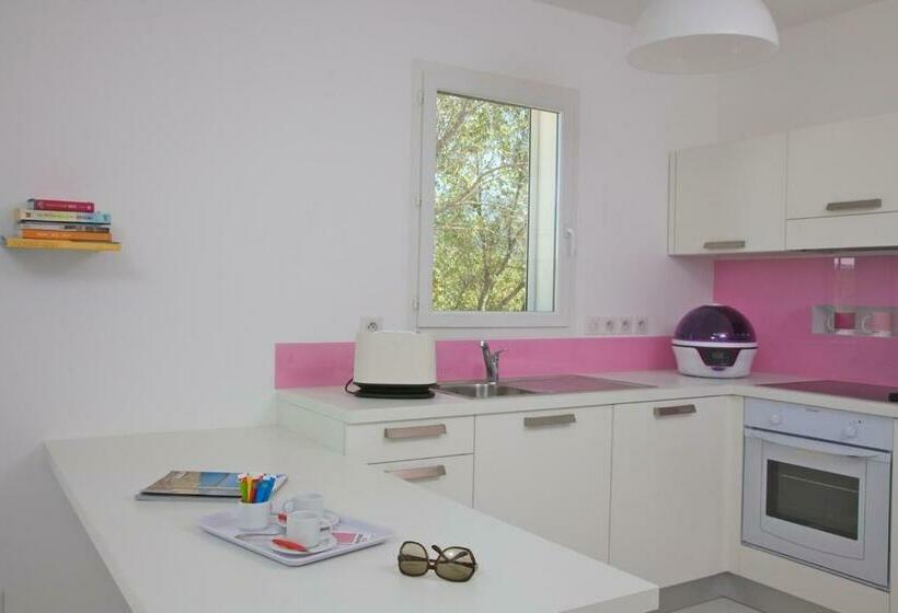 Апартаменты 2 Спальни, Résidence Le Clos Saint Paul