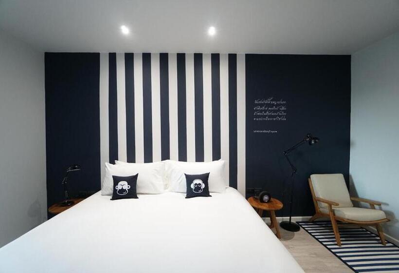 اتاق لوکس با تخت بزرگ, Blu Monkey Hub And Hotel Chanthaburi