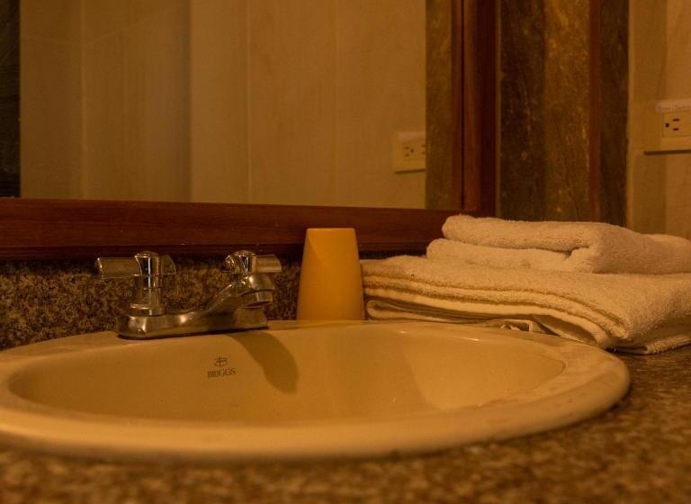 4인용 스탠다드 룸, Puerto Quito Lodge