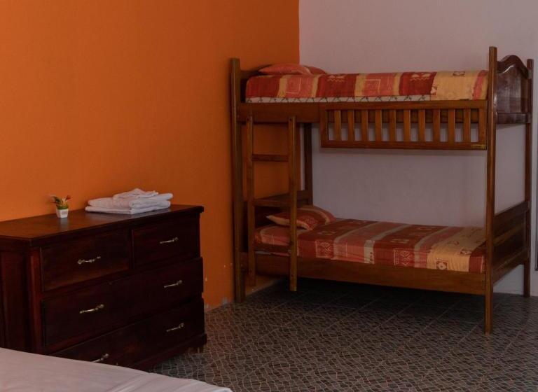 4인용 스탠다드 룸, Puerto Quito Lodge