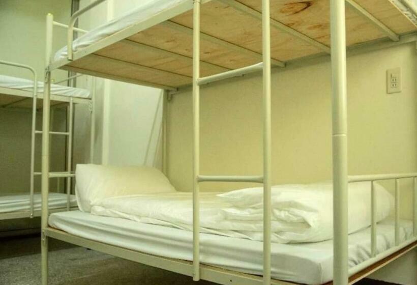 اتاق خانوادگی با سرویس بهداشتی مشترک, Tara 塔拉guest House