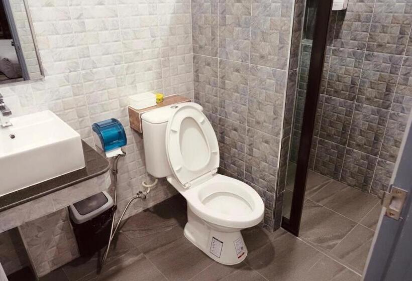 Номер Deluxe Кровать Кинг, The Stories Resort