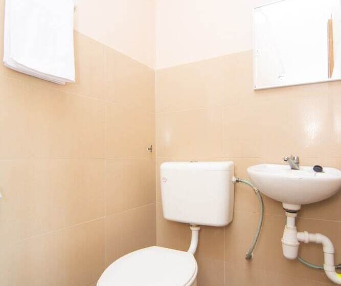 Номер Deluxe, Oyo 1224 Hotel Hajah Rohayah