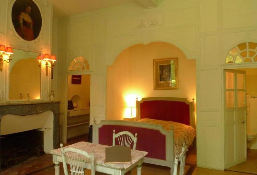 Standard room with outdoor bath, Château Du Prada