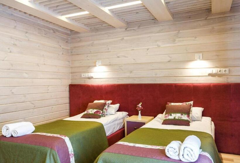 Семейный Номер, Voevodyno Resort