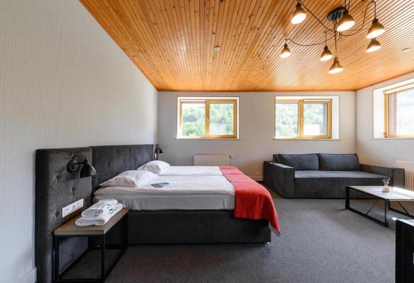 Номер Deluxe, Voevodyno Resort