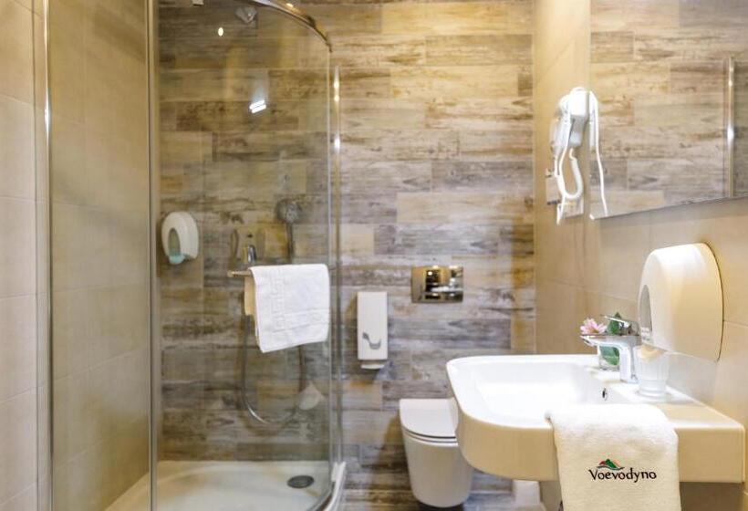 Номер Deluxe, Voevodyno Resort