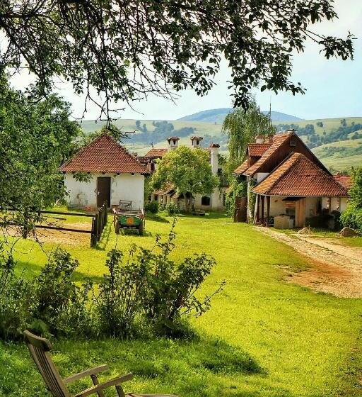 家庭房间共用浴室, Count Kálnoky S Transylvanian Guesthouses