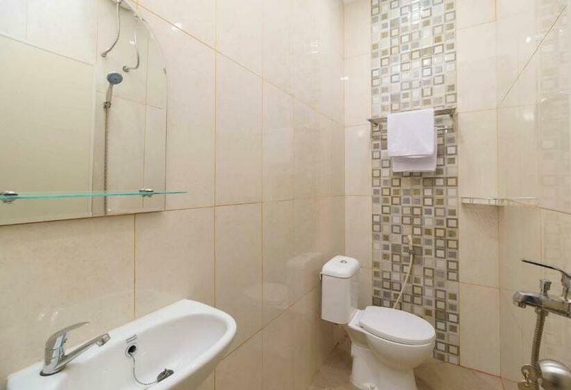 Номер Economy, Reddoorz @ Taman Galaxy Bekasi