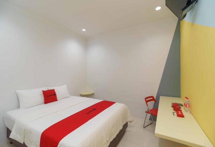Номер Стандарт, Reddoorz @ Taman Galaxy Bekasi