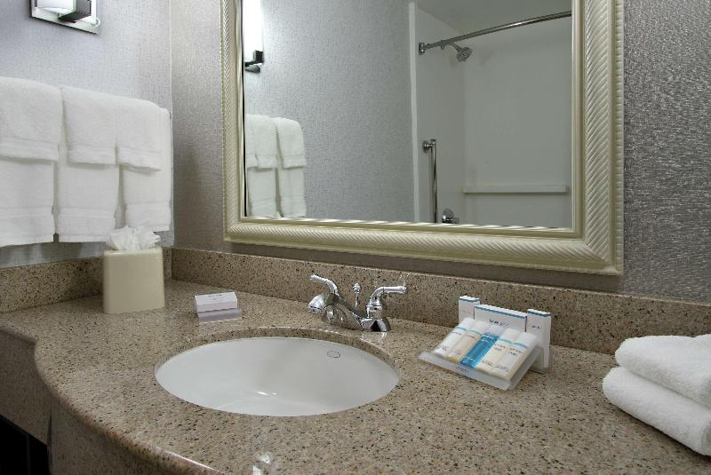 Стандартный Номер Кровать Кинг, Hilton Garden Inn Sonoma County Airport