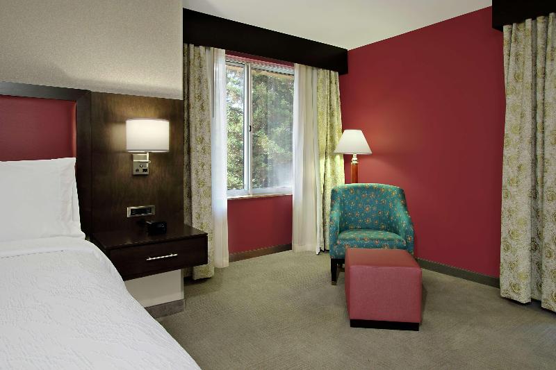Стандартный Номер Кровать Кинг, Hilton Garden Inn Sonoma County Airport