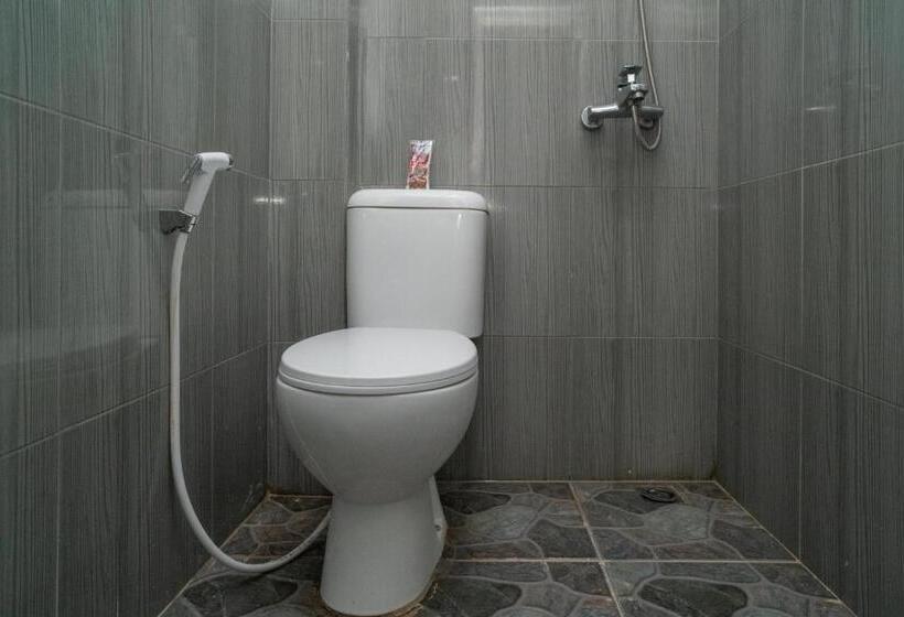 Номер Стандарт, Reddoorz Syariah Near Jalan Ahmad Yani Banjarmasin 3
