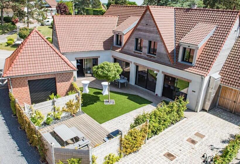 Номер Стандарт, Au Coeur Du Village