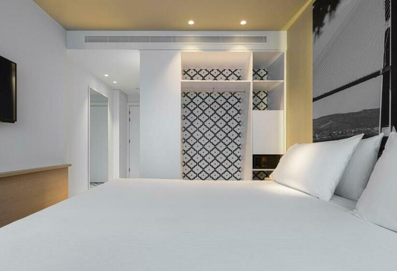 Номер Deluxe, Ikonik Lisboa