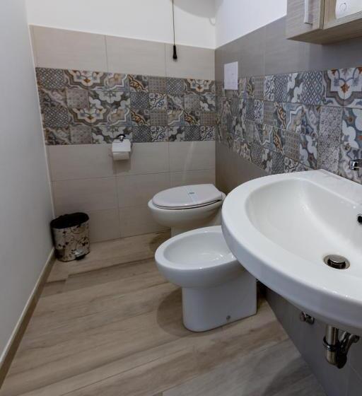 Номер Стандарт, Astra B&b