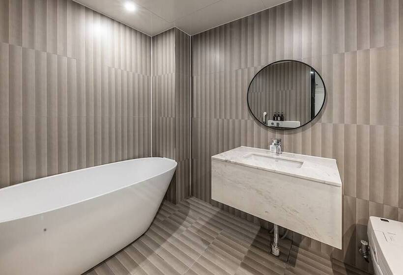 Номер Deluxe, Brown Dot Hotel Jeonggwan