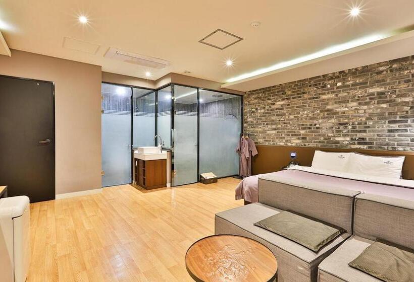 Номер Стандарт, Brown Dot Hotel Jeonggwan