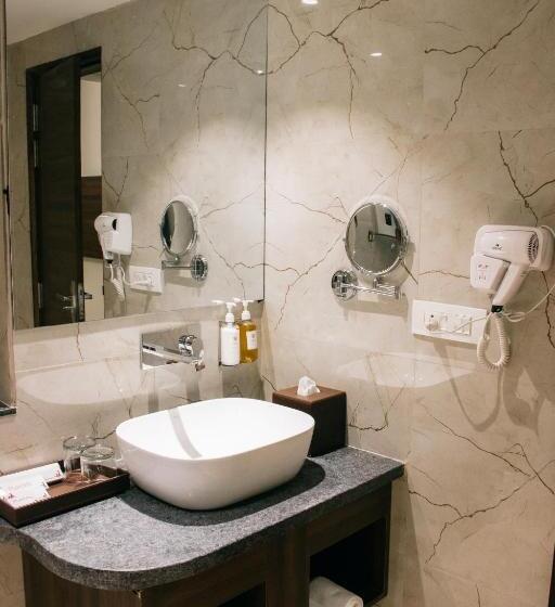 Номер Deluxe, Playotel Premier Vijay Nagar
