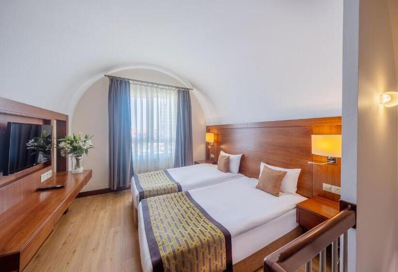 ویلای سوپریور 1 خوابه, Salamis Bay Conti Hotel Resort & Spa & Casino
