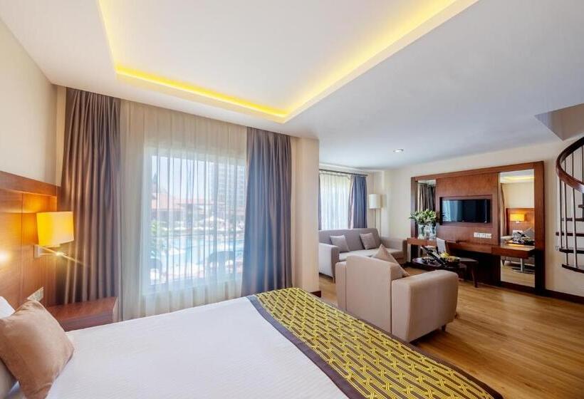 ویلای سوپریور 1 خوابه, Salamis Bay Conti Hotel Resort & Spa & Casino