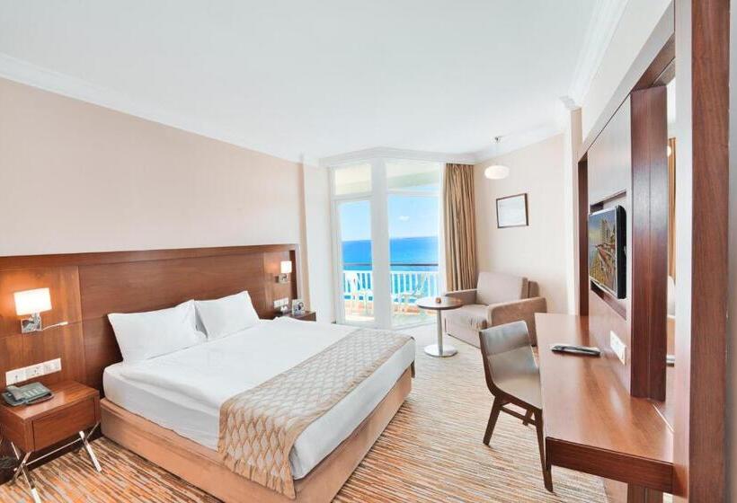 اتاق لوکس با چشم‌انداز دریا, Salamis Bay Conti Hotel Resort & Spa & Casino