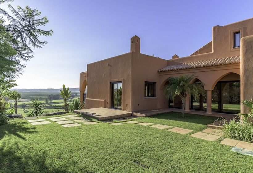 Вилла 3 Спальни, Amendoeira Golf Resort