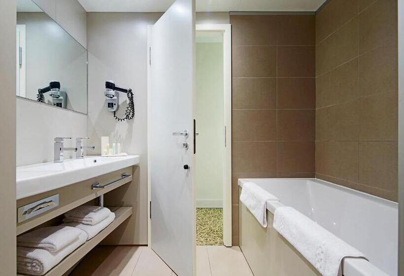 Номер Executive, Golden Tulip Amnéville   Hôtel Spa & Casino