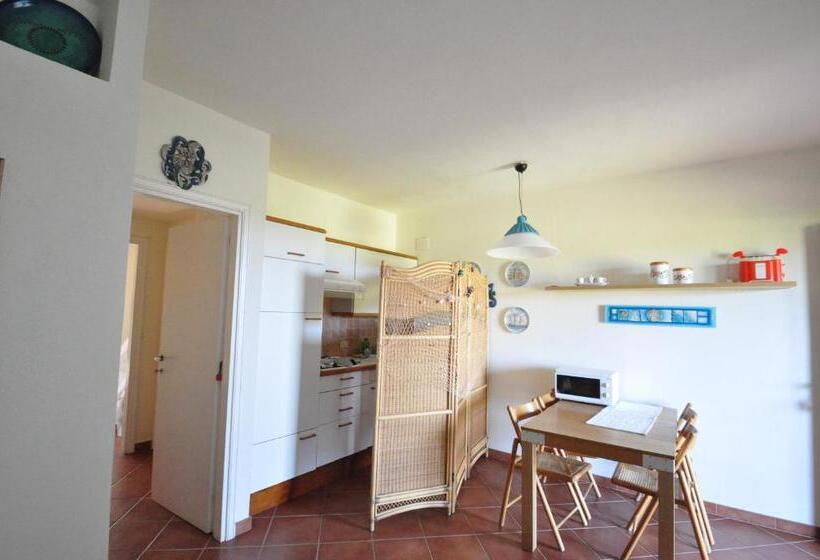 Апартаменты 2 Спальни, Appartamenti Residence Vela Blu Golfo Aranci