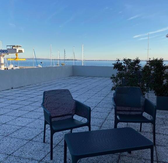 اتاق استاندارد با بالکن, Albergo La Pescatrice