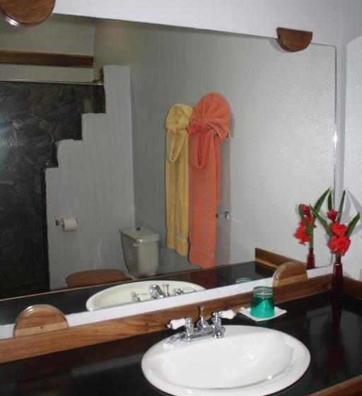 اتاق استاندارد, Calico Jack's Resort