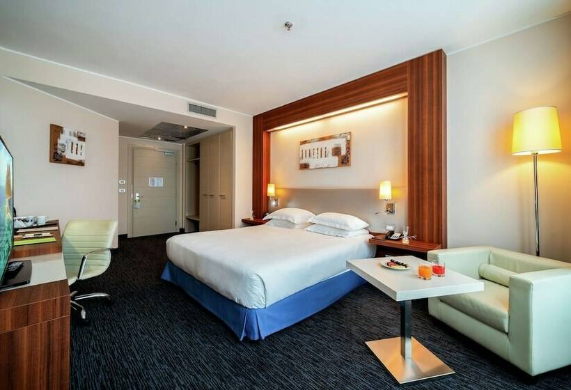 Номер Deluxe с Видом, Delta Hotels By Marriott Olbia Sardinia