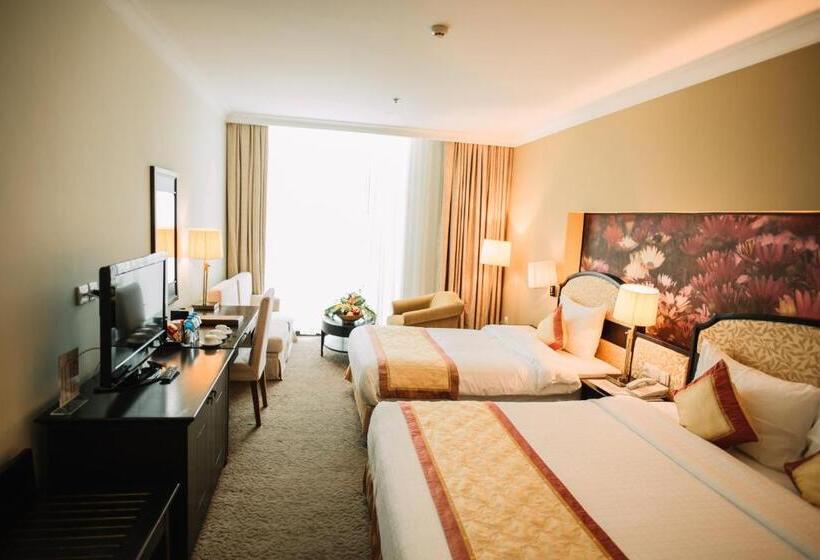 سوئیت جونیور خانوادگی, La Sapinette Hotel Dalat