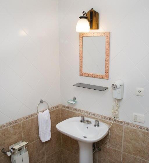 Номер Стандарт Трехместный, Hostel Inn Calafate